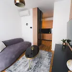 Triangle City Apartment II